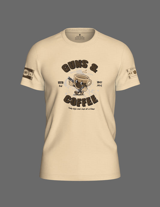 GUNS & COFEE | T-SHIRT