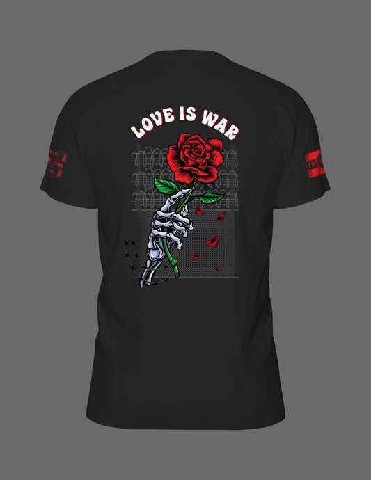 LOVE IS WAR | T-SHIRT